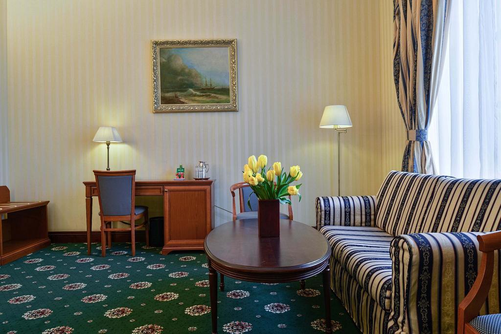 Ayvazovsky Hotel Odessa Ngoại thất bức ảnh